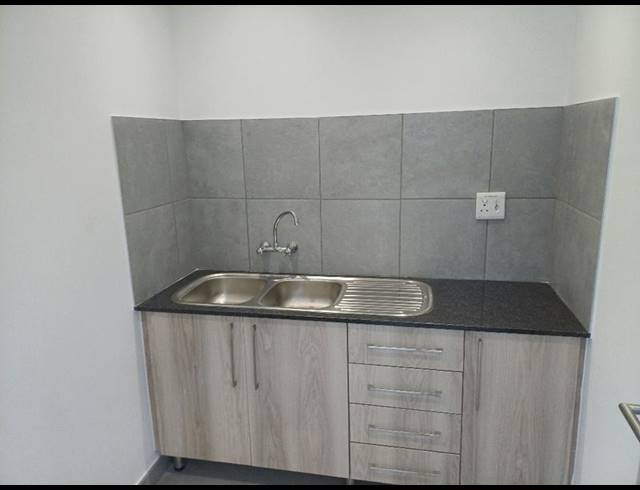 INDUSTRIAL PROPERTY TO RENT IN HIGHVELD